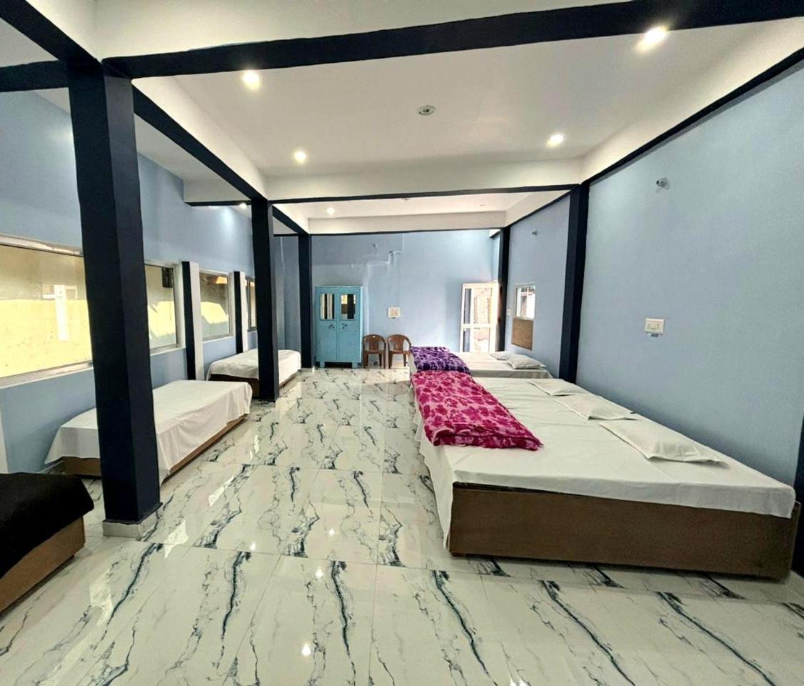 Shree Valmiki Home Stay Ayodhya Ngoại thất bức ảnh